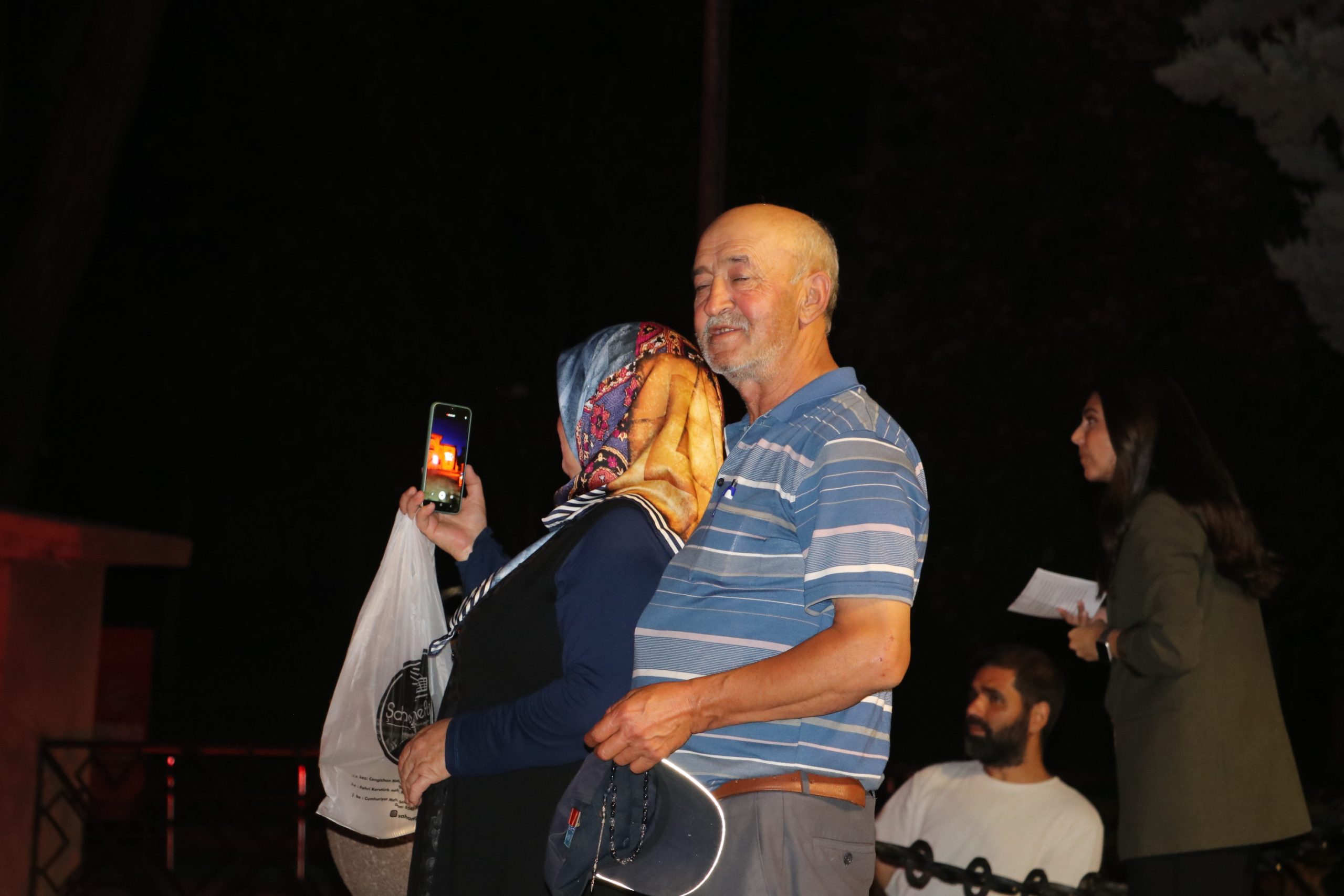 ANKARA’da 15 Temmuz Demokrasi ve Milli Birlik Günü'nde Ankara Cumhuriyet Müzesi'ne Türk bayrağı ışıkla yansıtıldı.