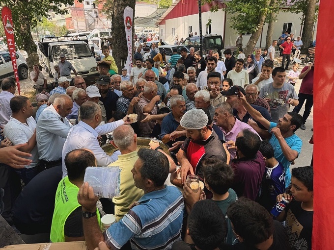 Andırın Belediyesi ‘Aşure Günü’ Etkinliği düzenledi