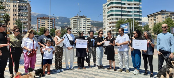 Kahramanmaraş Hayvanların Sesi Derneği Başkanı Ayşegül Telli Tarafından Basın Açıklaması