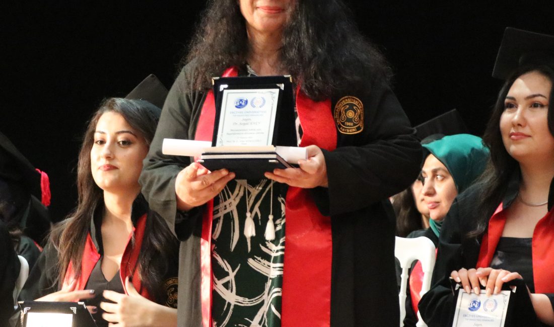 Kayseri’de yaşayan emekli fizik öğretmeni Sergül Evci, hayalini gerçekleştirdi. 63