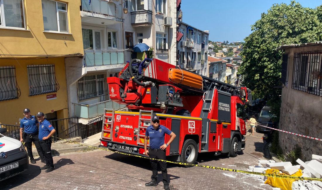 Beşiktaş’ta bir kamyon, Mecidiye Mahallesi’nde yokuş aşağı ilerlerken sürücünün kontrolünü