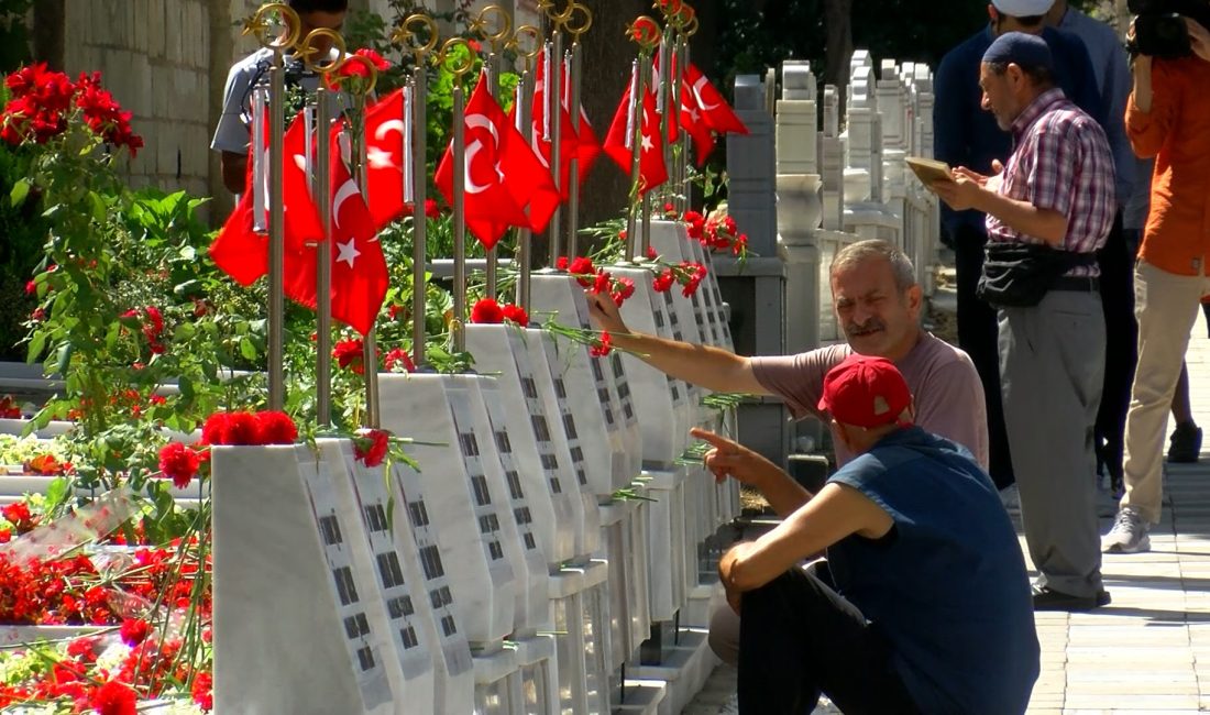 Edirnekapı’daki 15 Temmuz Şehitliği, 15 Temmuz Demokrasi ve Milli Birlik