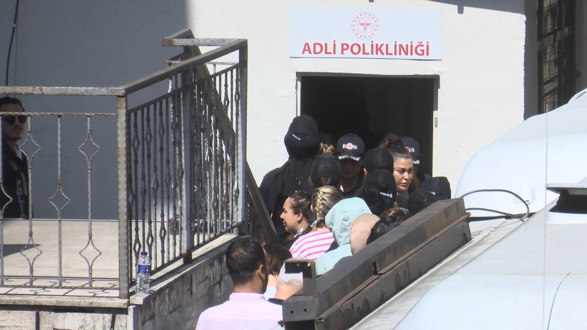 istanbul neslim gungen ve beraberindeki 43 kisi adliyeye sevk edildi ek bilgi ve goruntu 6690fd0f188cc