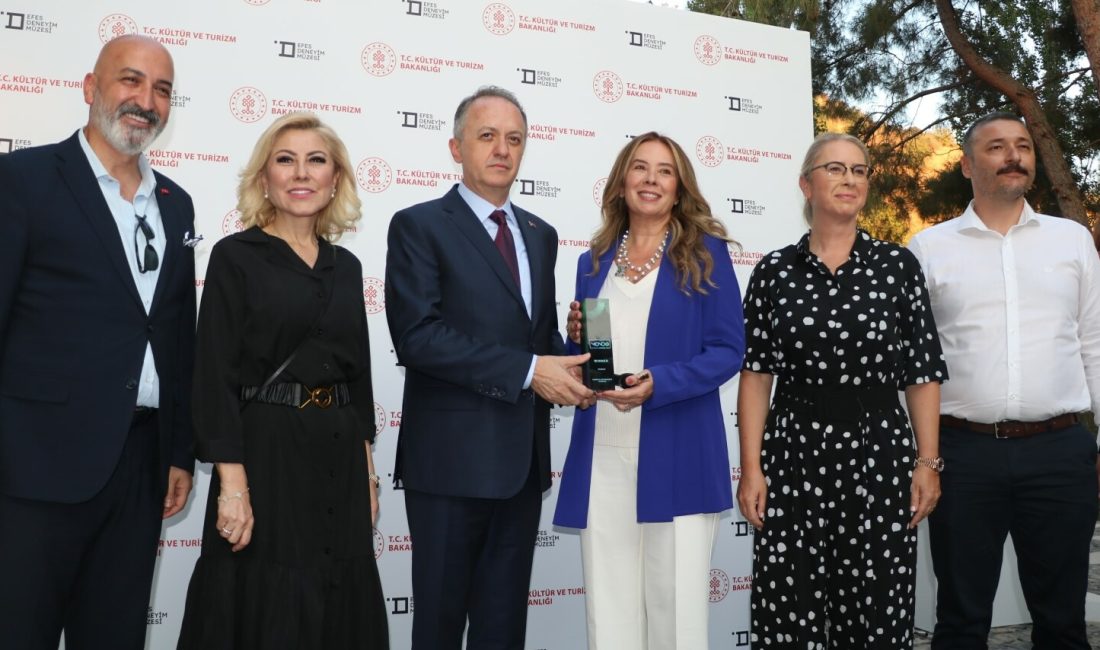İzmir’de bulunan Efes Deneyim Müzesi, düzenlenen Mondo-Dr Awards töreninde birincilik