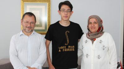 Malatyalı Yasin Arda Taşdemir, Yükseköğretim Kurumları Sınavı’nda (YKS) birinci oldu.