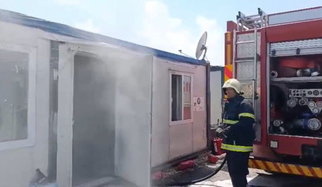 Kahramanmaraş’ta konteynır kentte çıkan yangın paniğe neden oldu. 