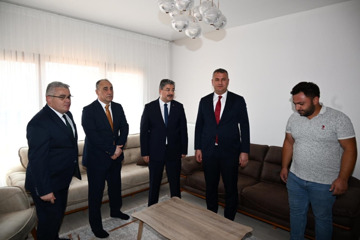 DÜZİÇİNDE 65 BLOK 1222 KONUT TAMAMLANMAK ÜZERE.