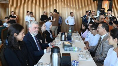 Kahramanmaraş Büyükşehir Belediye Başkanı Fırat Görgel, Liselere Geçiş Sınavı (LGS)