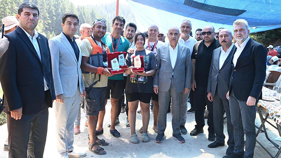 Andırın’da düzenlenen 1. Su Sporları ve Doğa Festivali’ne katılan Başkan
