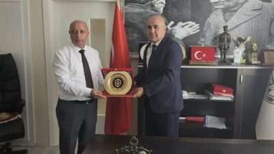 Ekinözü Belediye Başkanı Harun Vicdan, Kahramanmaraş İstiklal Üniversitesi Rektörü Prof.