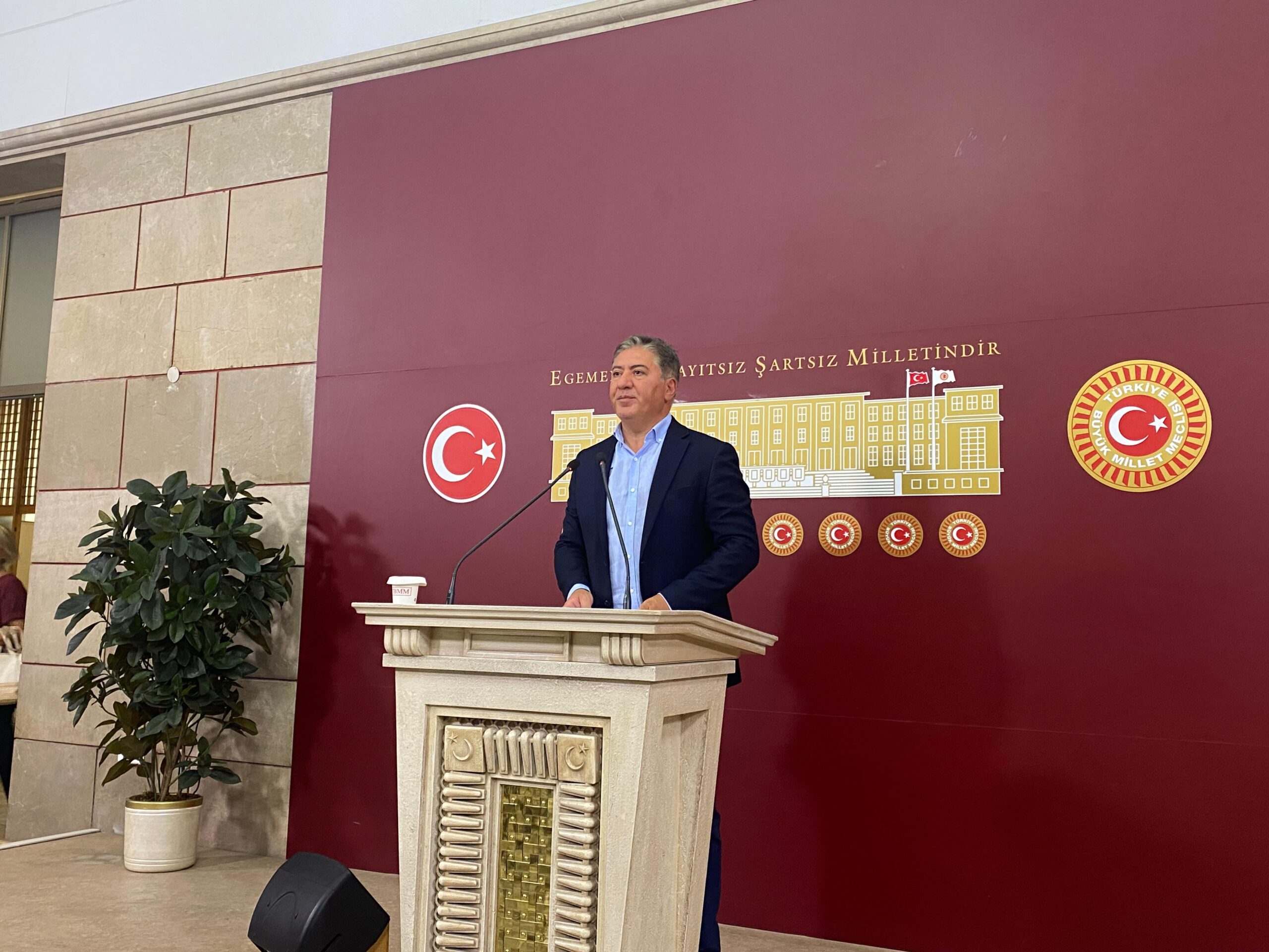 CHP'li Emir: Yüksek yargıdaki itiş kakışın Meclis tarafından değerlendirilmesi gerekmektedir