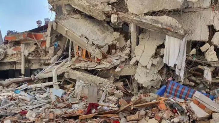İstanbul 17 Ağustos depreminin üstünden çeyrek asır geçti