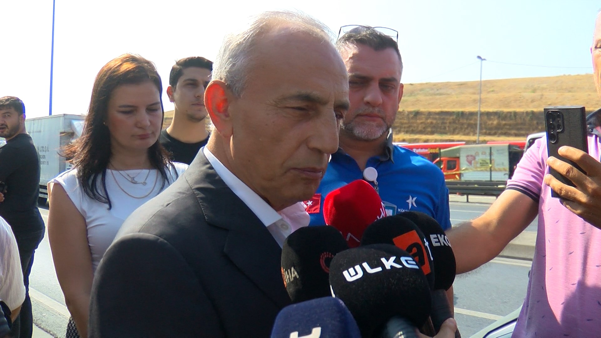 İstanbul Küçükçekmece Belediye Başkanı Çebi: Yaralılardan birinin kaldırıldığı hastanede vefat ettiğini öğrendik