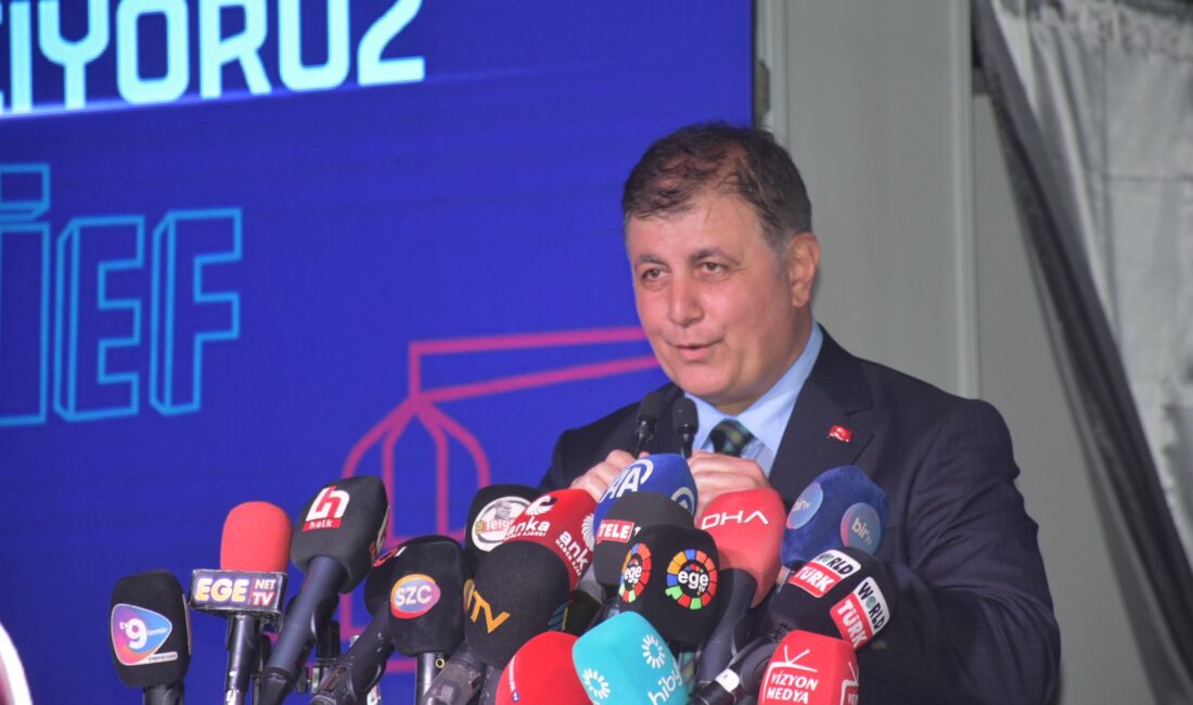 Seza Nur ALPDÜNDAR- Kadir ÖZEN/ İZMİR, – CHP Genel Başkanı Özgür