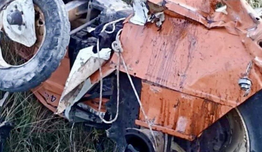 Kahramanmaraş’ın Afşin ilçesinde yönetimindeki traktörü ile uçuruma yuvarlanan sürücü hayatını