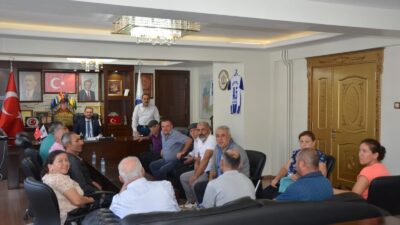 Çağlayancerit Belediye Başkanı Av. Yemliha Göktaş, Bayırlı Mahallesi’nden bir hemşehrisini