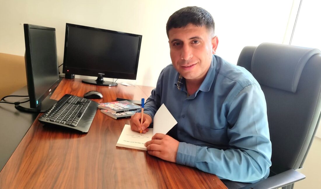 Kahramanmaraş’ın Çağlayancerit ilçesi Belediyesinde çalışan Bünyamin Uzungündeş, ilk kitabı “Gönül