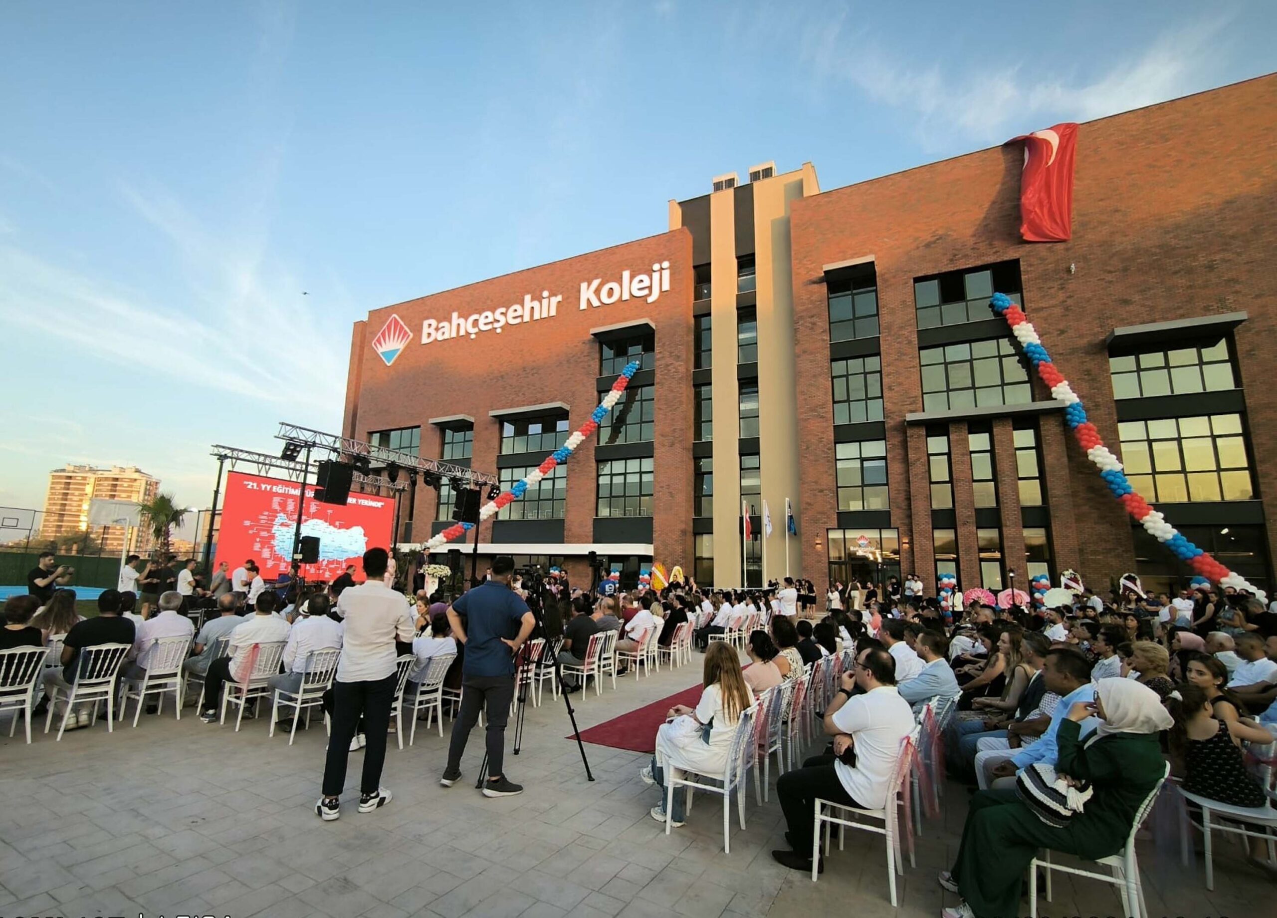 Bahçeşehir Koleji'nden Turgutlu'ya yeni kampüs