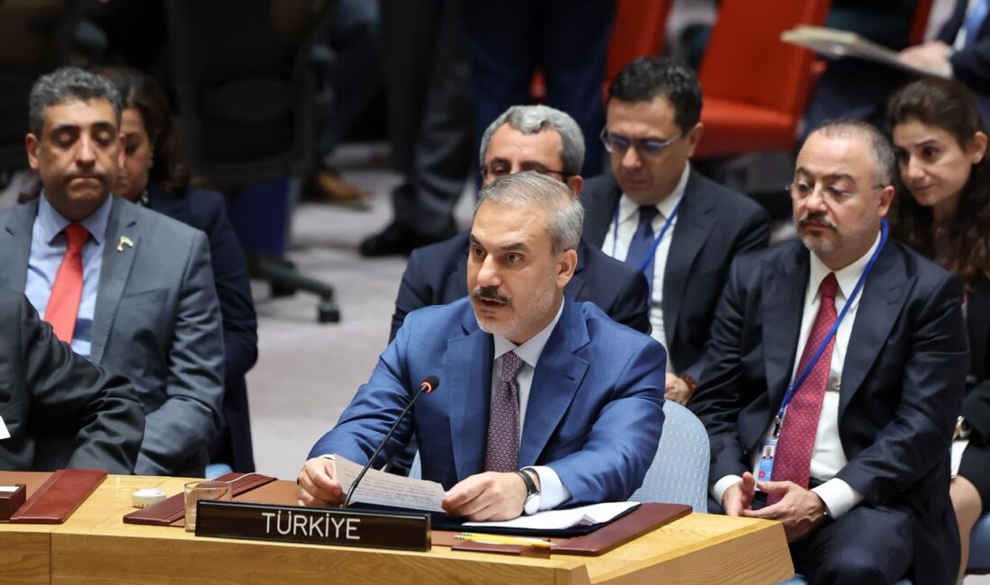 İLGİNİZİ ÇEKEBİLİR: Kepez’de 2024’ün ilk meclis toplantısı yapıldı Kurtulmuş’tan ‘Can