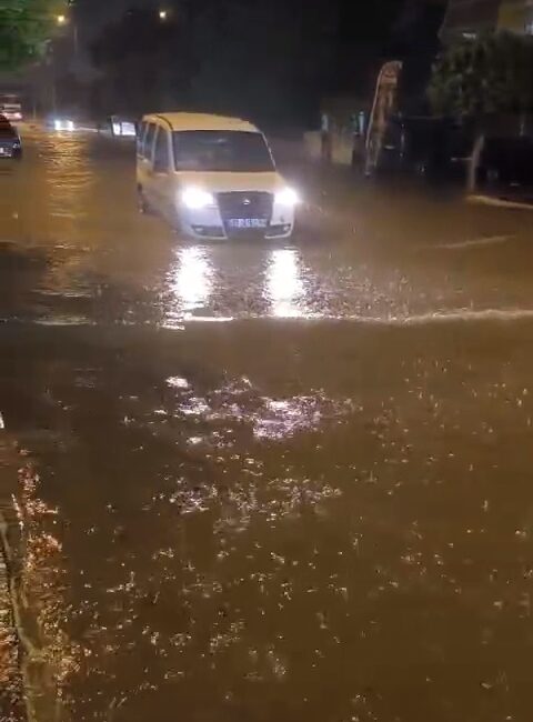 Ufuk AKTUĞ/ İSKENDERUN (Hatay), – HATAY’ın İskenderun ilçesinde gece saatlerinde