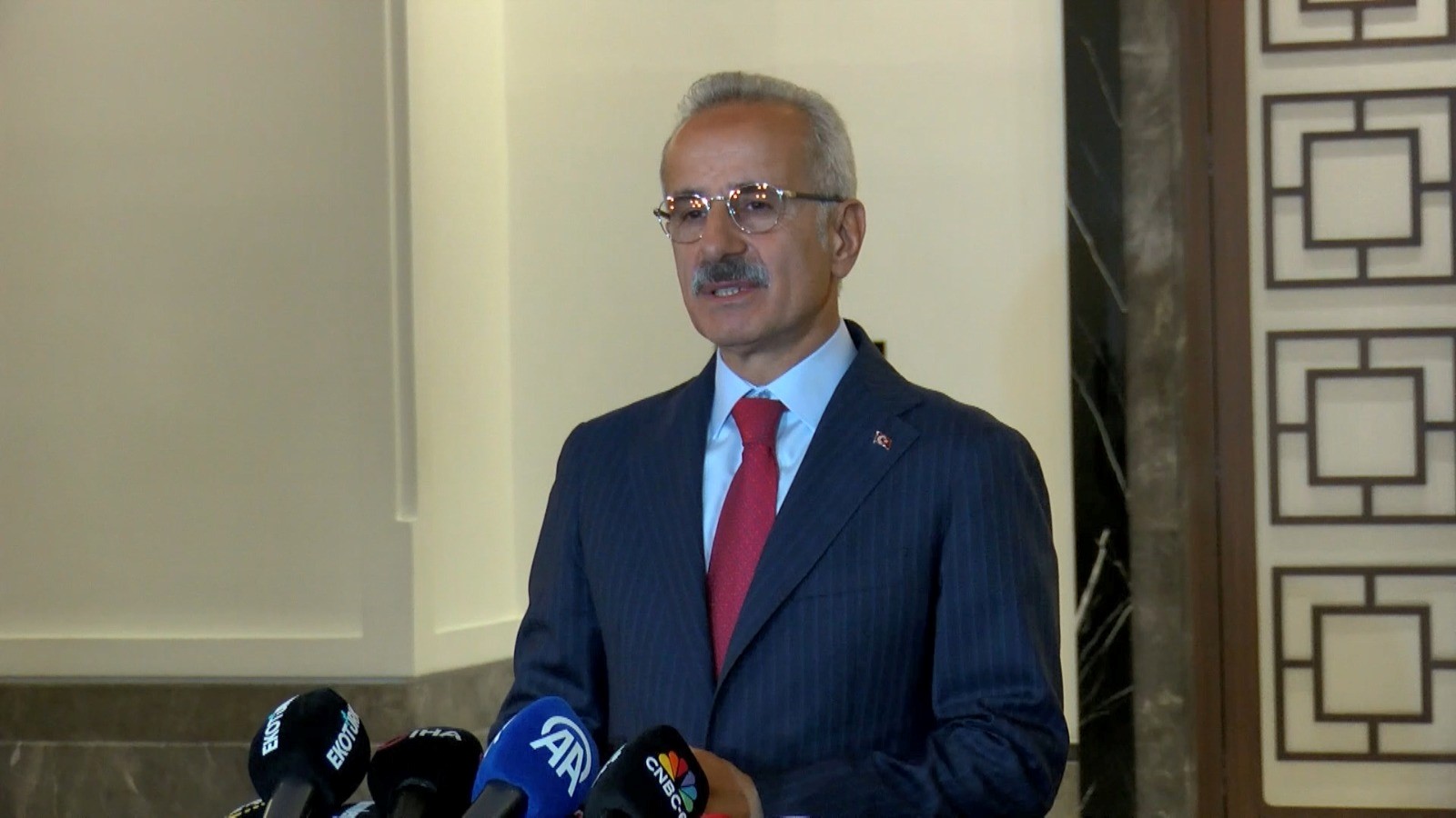 İstanbul Bakan Uraloğlu: Her gün 440 civarında büyük saldırıyı engelliyoruz