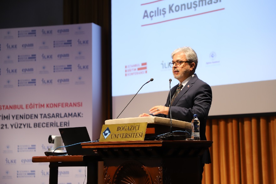 İstanbul Eğitim Konferansı'nda 21'inci yüzyıl becerileri ve Türkiye'de eğitimin geleceği tartışıldı