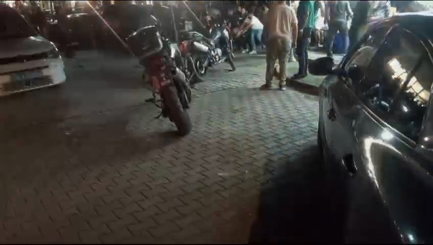 Baran AKKAYA-Veysel TİMDU/İSTANBUL, -ESENYURT’ta iki grup arasında kavgayı ayırmak için