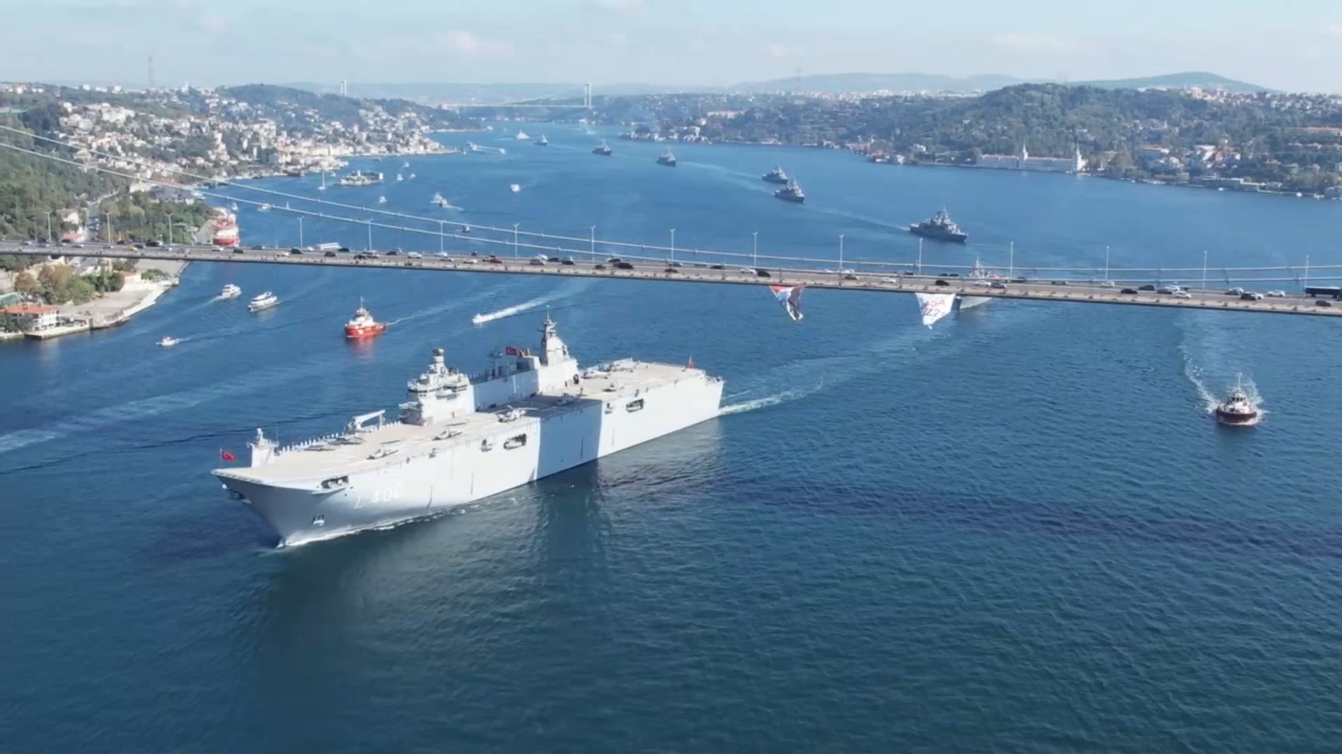 İstanbul TCG Anadolu ve 15 savaş gemisi boğaz geçişi gerçekleştirdi 1