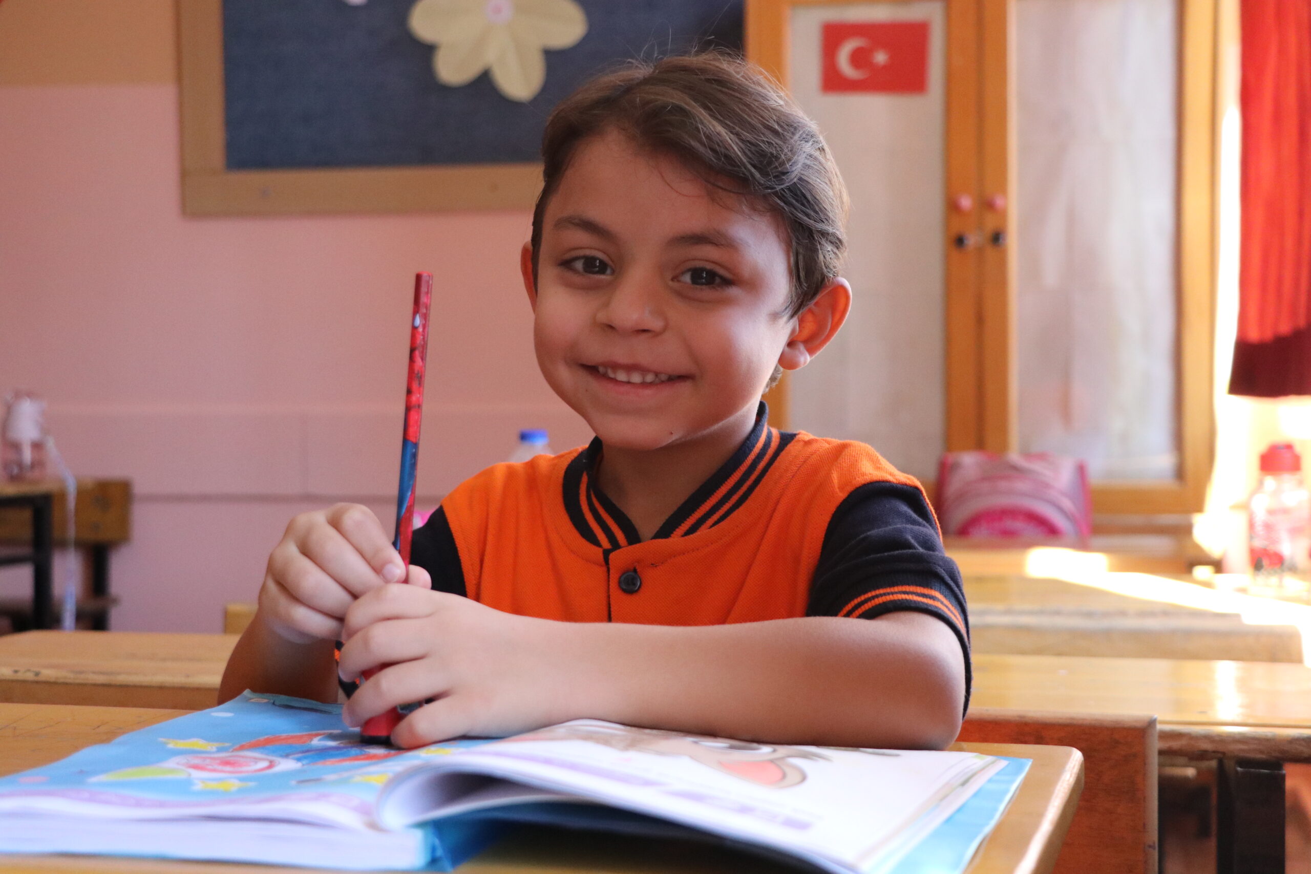 SMA'yı yenen Melih Eymen, okula başladı