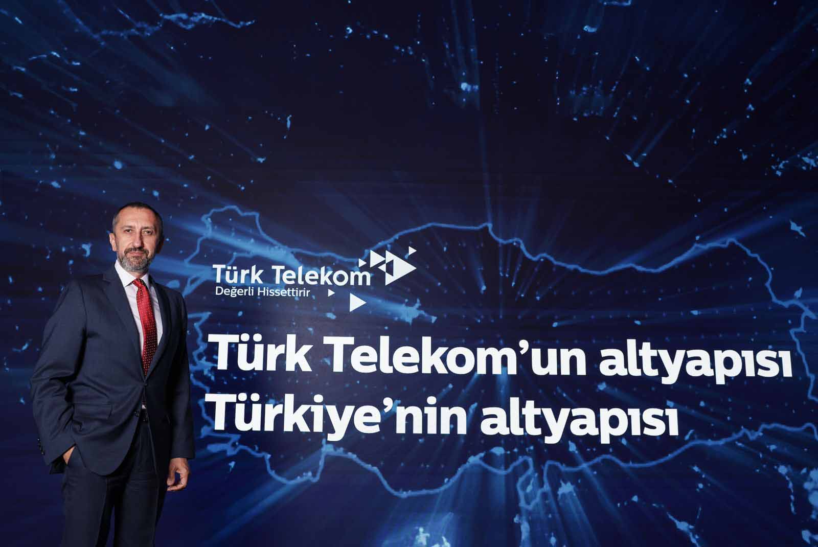 Türk Telekom, 2024'ün ikinci çeyreğinde konsolide gelirlerini 63,2 milyar TL'ye yükseltti