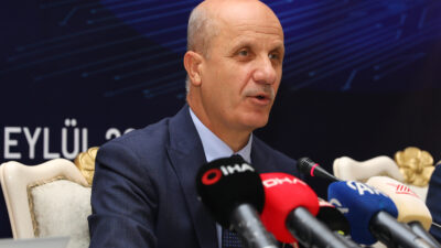 Ruken KADIOĞLU-Celal ATALAY/ANKARA, – YÜKSEKÖĞRETİM Kurulu (YÖK) Başkanı Erol Özvar,
