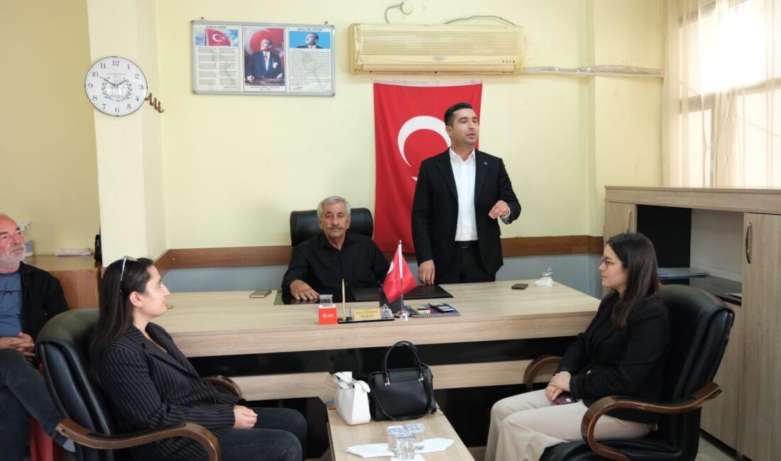 Kadirli Belediye Başkanı Mustafa Mert Olcar, “Muhtarlar Günü” dolayısıyla Kadirli