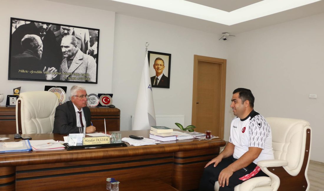 Pazarcık Belediye Başkanı Av. Haydar İkizer, Dünya Görme Engelliler Halter