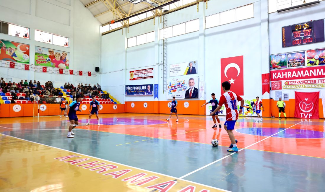 Onikişubat Belediyesi, 29 Ekim Cumhuriyet Bayramı etkinlikleri çerçevesinde düzenlenen Cumhuriyet