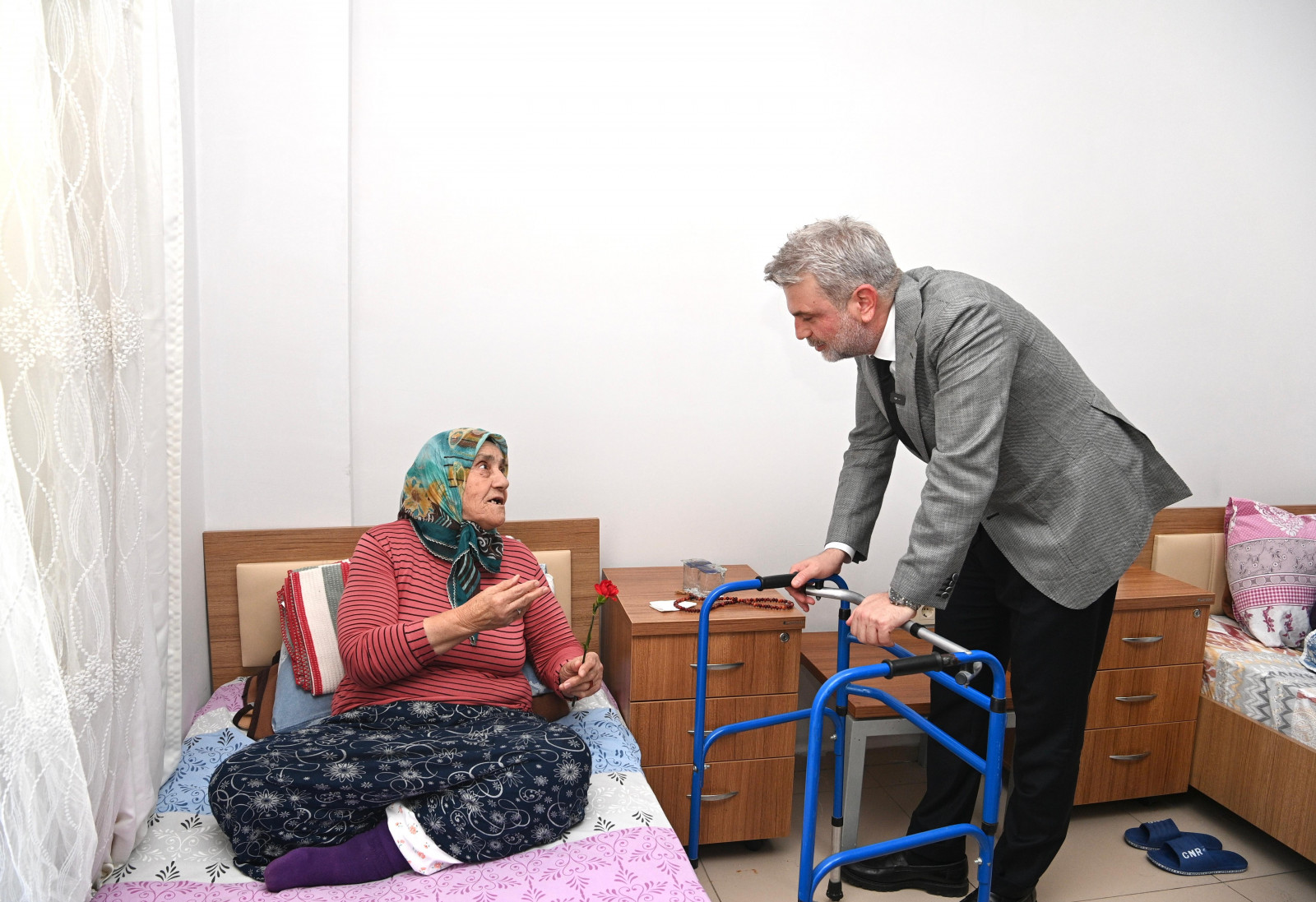 Yaşlilarla (2)