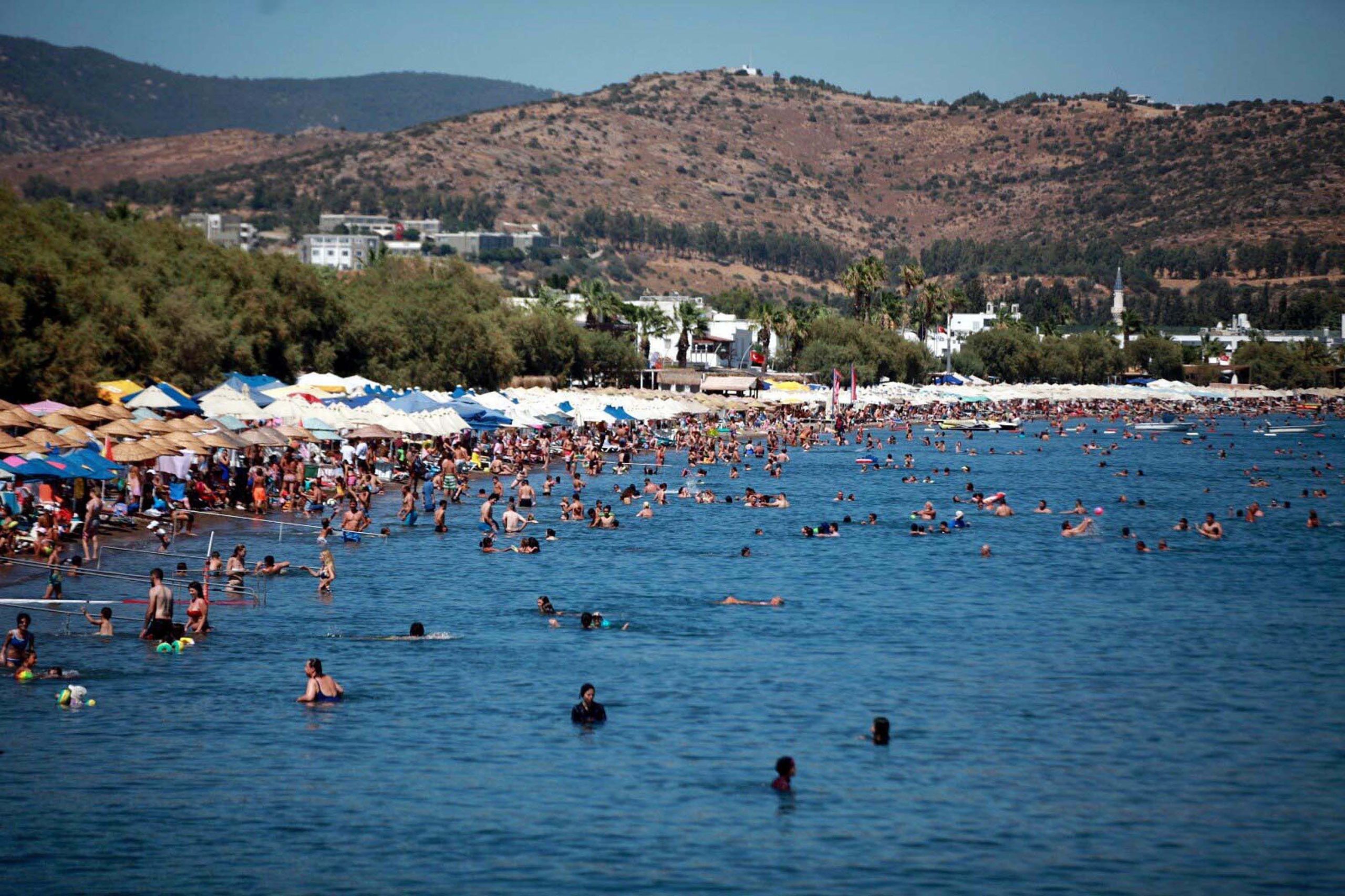 Bodrum'da sezon uzadı; 1 milyon 100 bin yabancı turist geldi