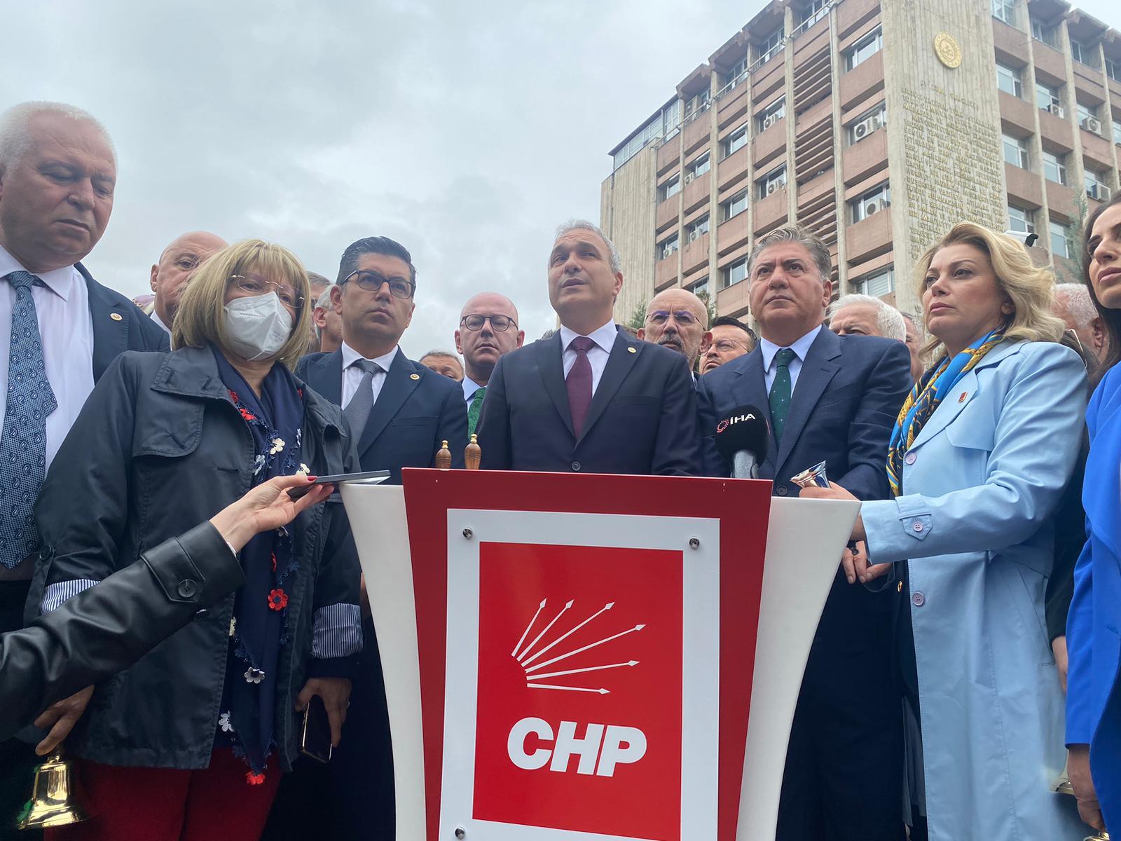 CHP'li Özçağdaş: Okulları temizlemeyi başarın