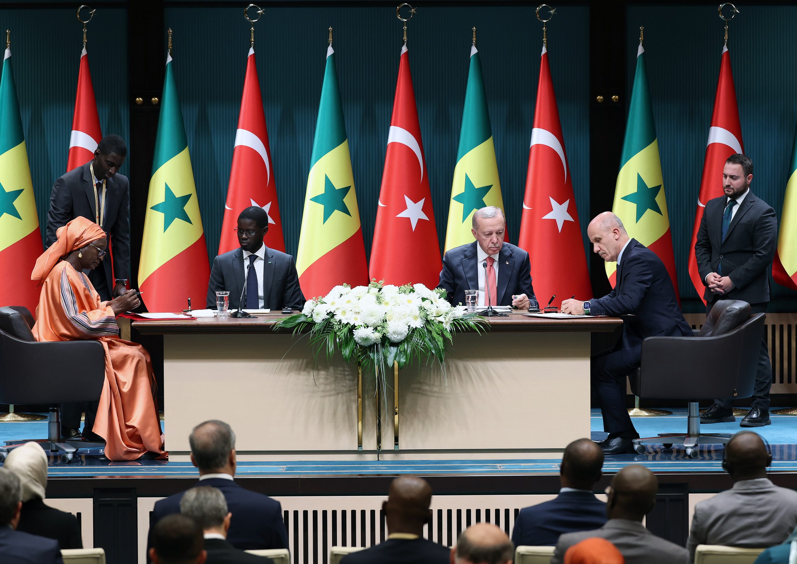 Erdoğan: Senegal'e FETÖ ile mücadelemizde verdikleri destek için teşekkür ediyorum