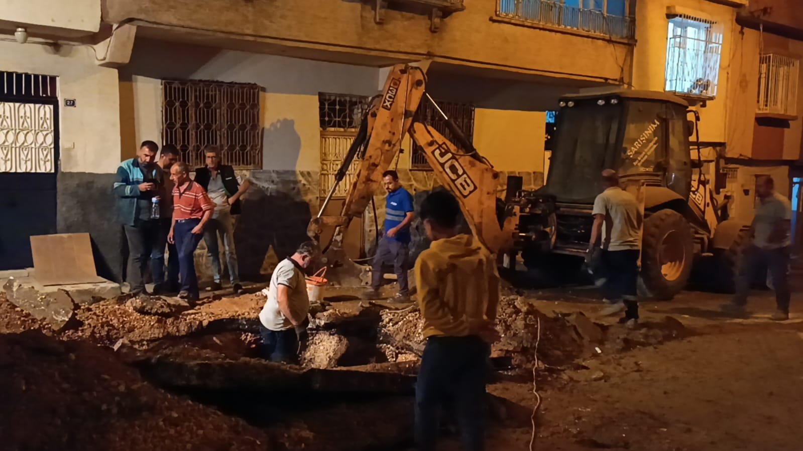 Gaziantep’te doğalgaz boru hattı delindi, gaz sızıntısı mahallede paniğe neden oldu