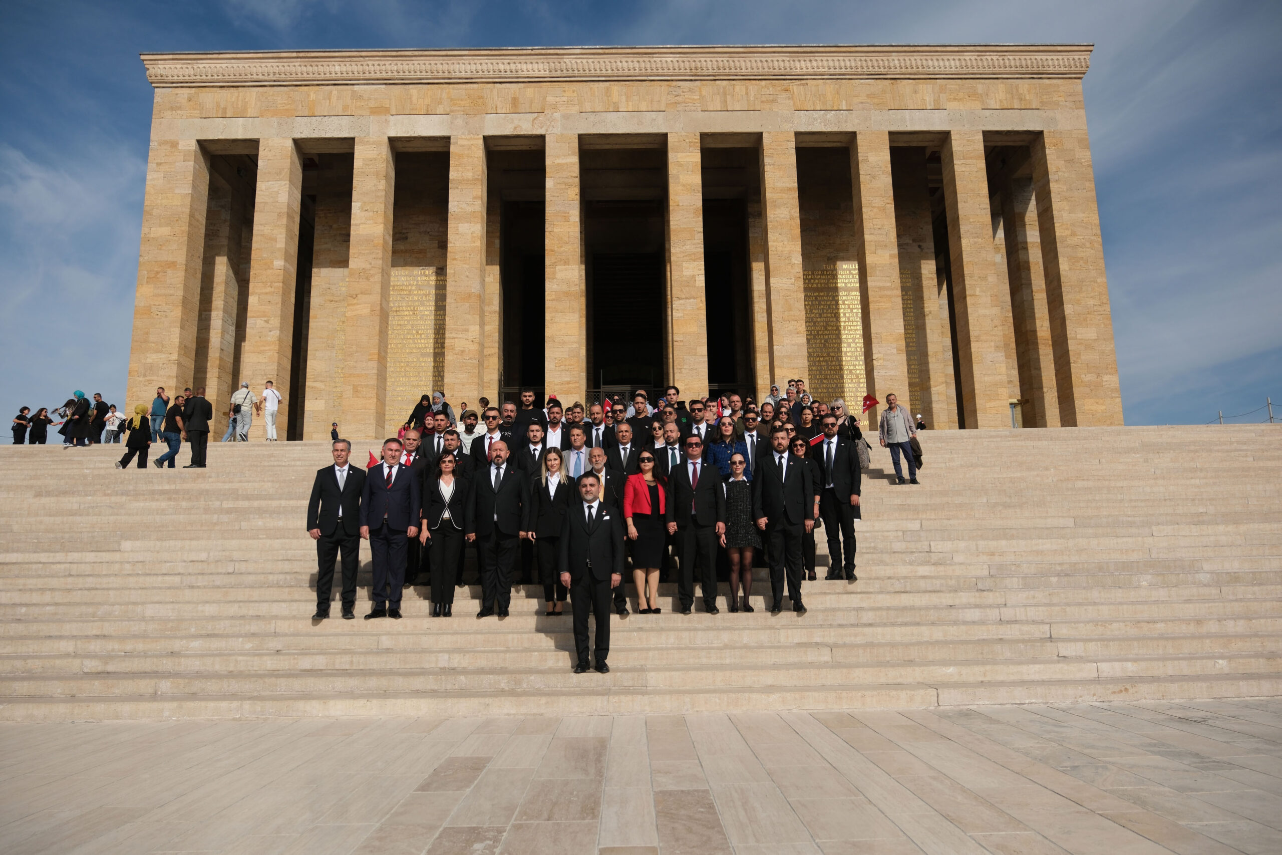 Genç Parti'den Anıtkabir'e ziyaret