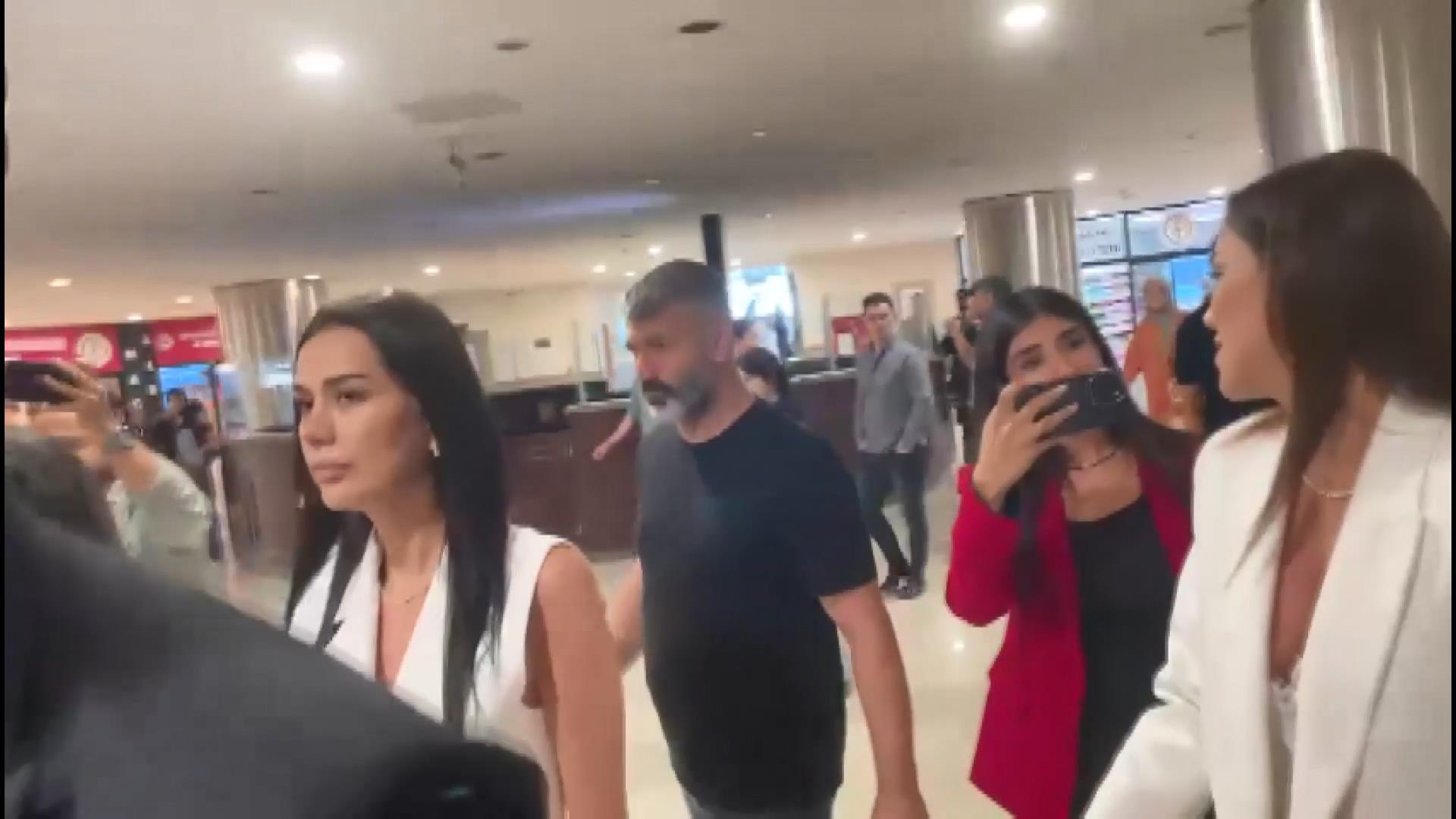 İstanbul - Dilan Polat ve Sıla Doğu kardeşlere 'Hayasızca hareket' soruşturması 1 İstanbul Dilan Polat ve Sıla Doğu kardeşlere 'Hayasızca hareket' soruşturması