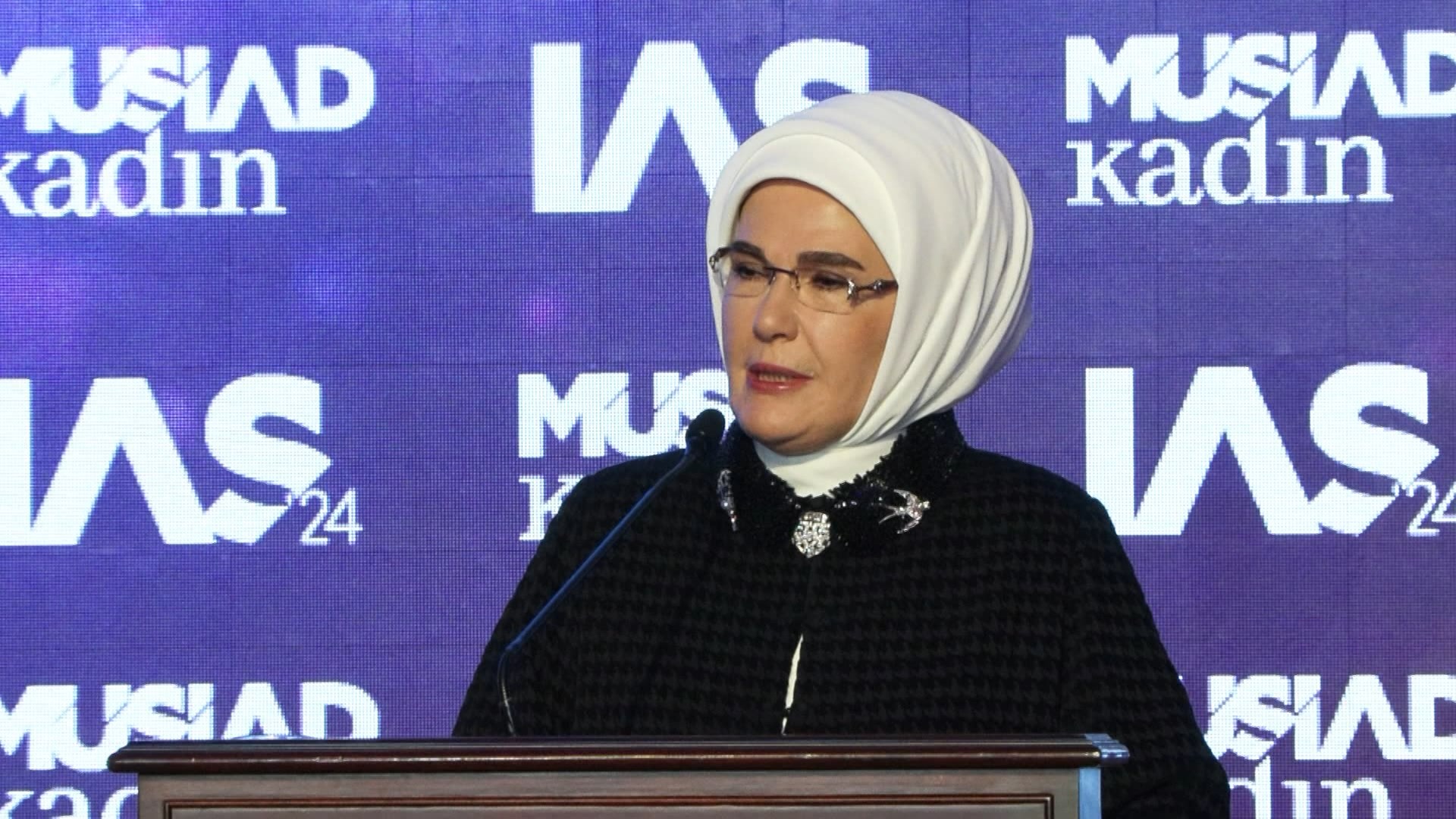 İstanbul Emine Erdoğan: İş hayatında kadınların yaşadığı türlü zorluklar, aşamadığı bariyerler var