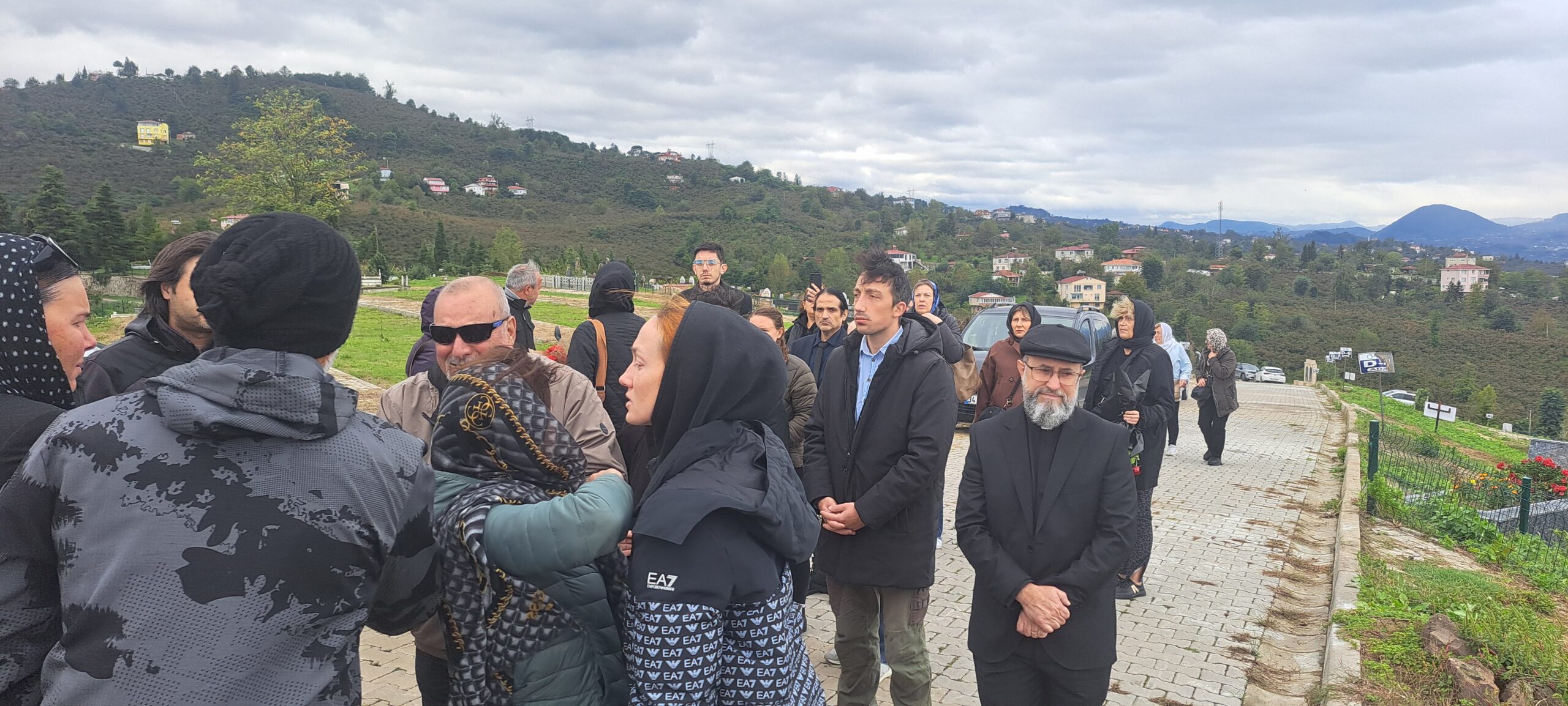 Ordu'da ölü bulunan Margarita Karaca, toprağa verildi