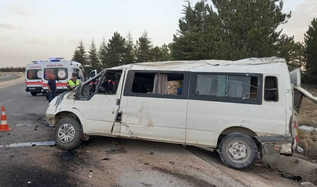 Muammer ŞEN/KARAMAN, – KARAMAN’da tarım işçilerini taşıyan minibüsün devrildiği kazada