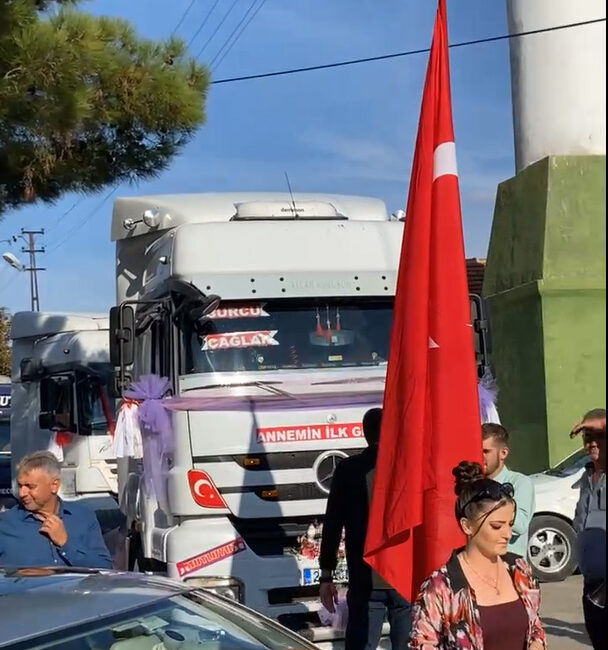 Ünsal YÜCEL/EDİRNE, – EDİRNE’nin Keşan ilçesi Sazlıdere köyünde nakliyeci Çağlar