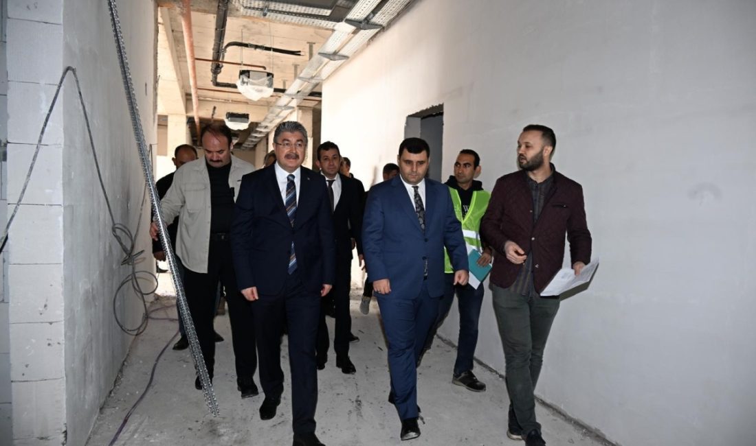 Osmaniye Valisi Dr. Erdinç Yılmaz, yapımı devam eden Bahçe Hükümet
