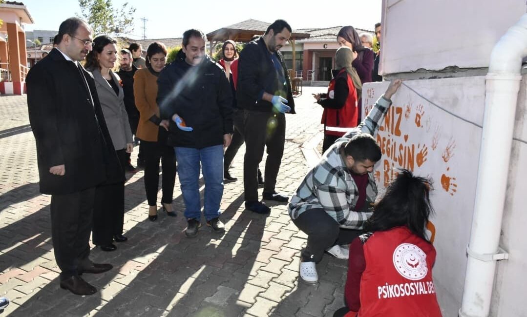 Kadirli Kaymakamı Erdinç Dolu