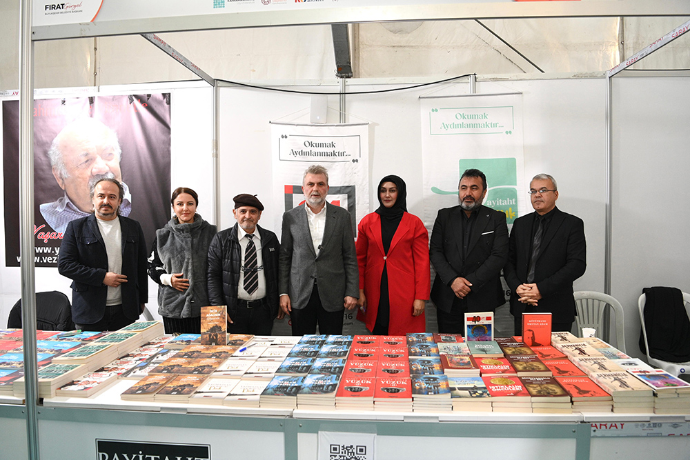 Başkan Görgel: “Kitap Fuarı’nda 1 Haftada 300 Bin Vatandaşımızı Ağırladık” Fuar Ziyareti (1)