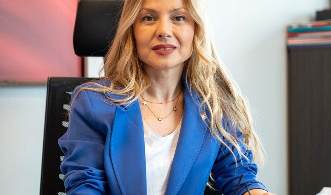 İZMİR, – OKULLAR dokuz günlük ara tatilin ardından pazartesi günü