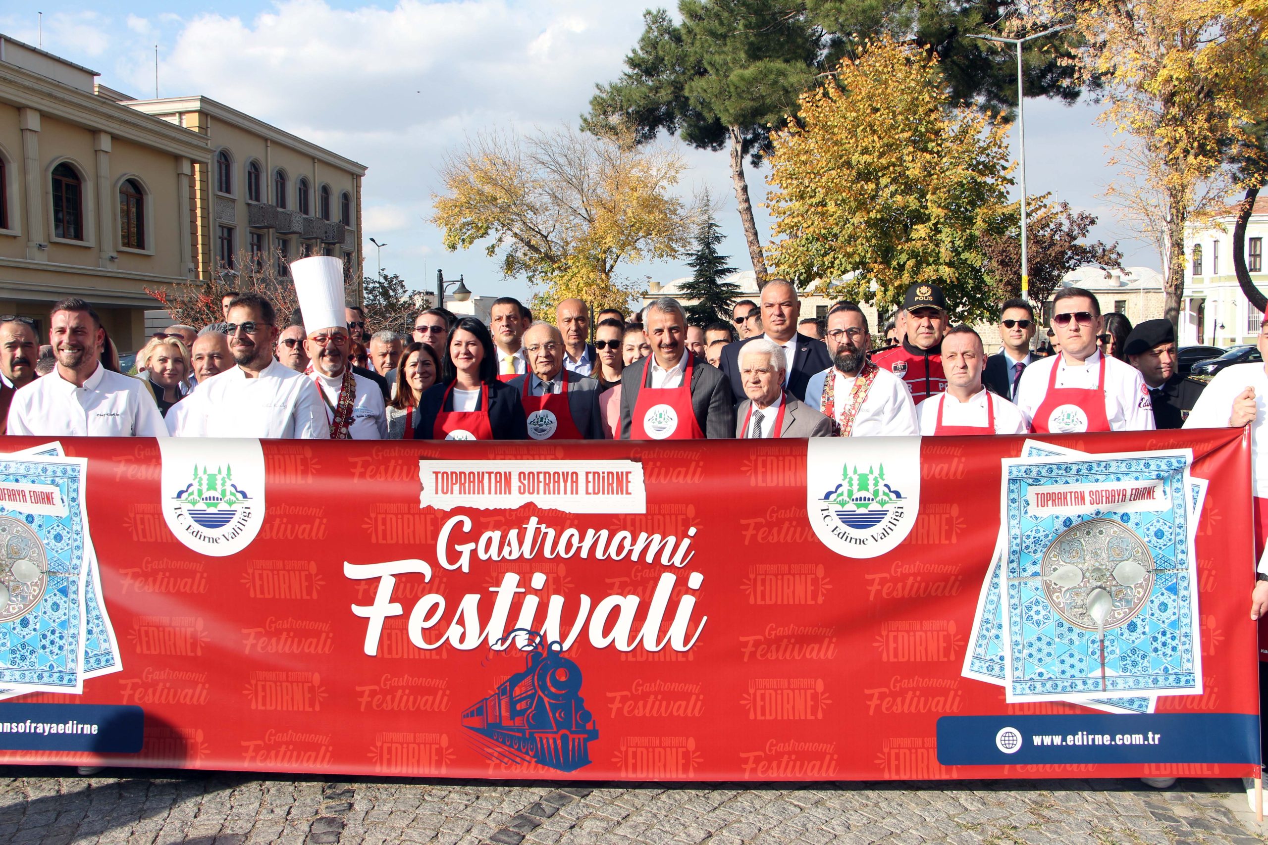 Edirne'de 'Topraktan Sofraya Edirne Gastronomi Festivali' başladı